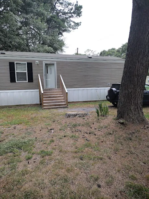 Tanglewood Mobile Home Park Picture 2