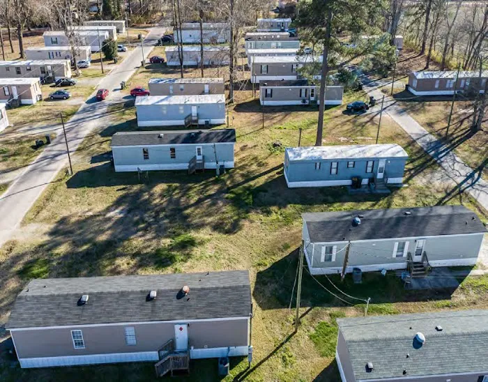 Tanglewood Mobile Home Park Picture 5