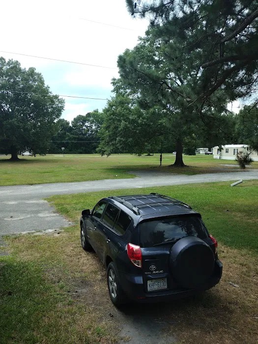 Tanglewood Mobile Home Park Picture 3