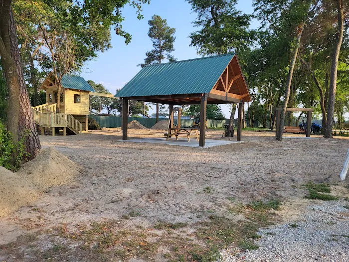 Piney Grove RV Park Picture 6