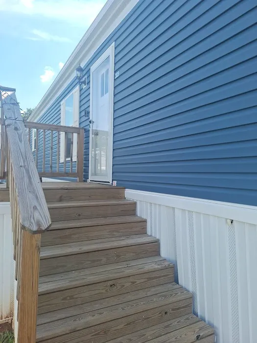 Kensington Place Mobile Home Park Picture 2