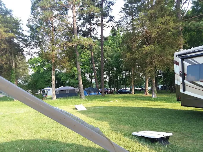 Morehead Farms Campground Picture 6