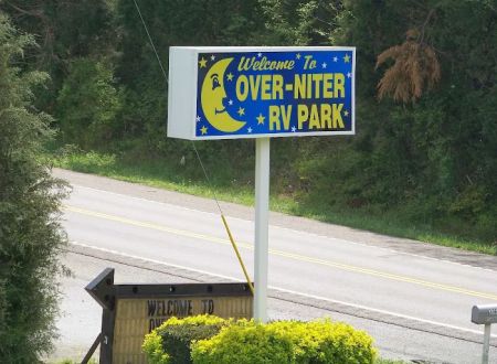 Blue Moon RV Park (Formerly Overniter RV Park)