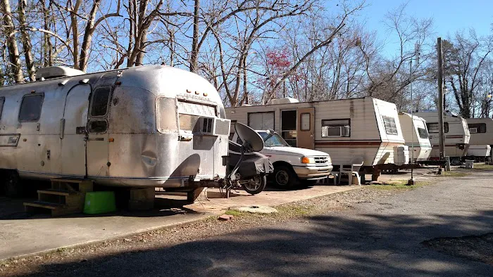 Shady Grove RV Park Picture 2