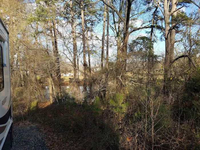North Atlanta RV Park Picture 10
