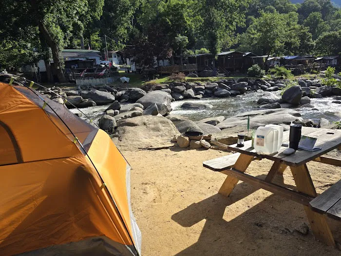 Hickory Nut Falls Family Campground Picture 5
