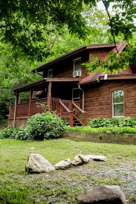 Wilderness Cove Campground | Outdoor Adventure Retreats Picture 7
