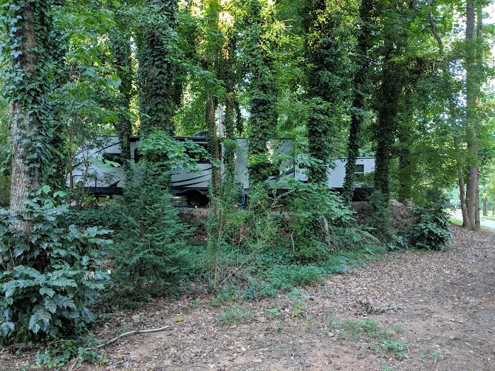 Pine Lake RV Campground Picture 6