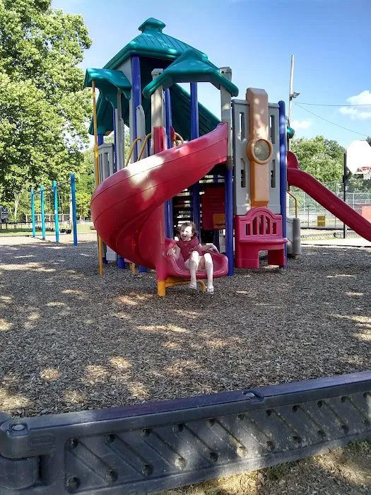 Leeman Field RV Park and Campground Picture 8