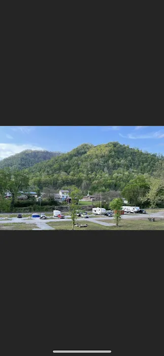 River Bend Campground Picture 1