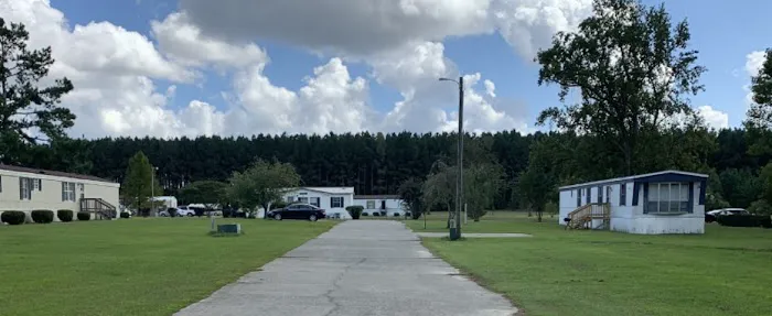 Perry Mobile Estates Picture 2