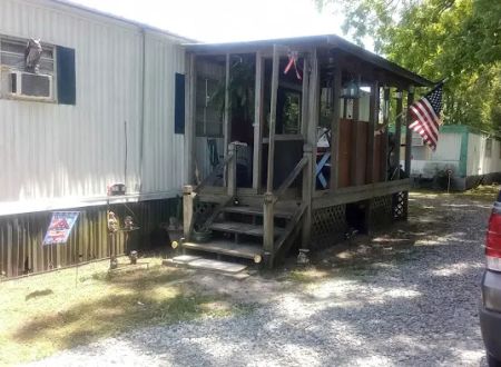 Pink Hill Mobile Home Community