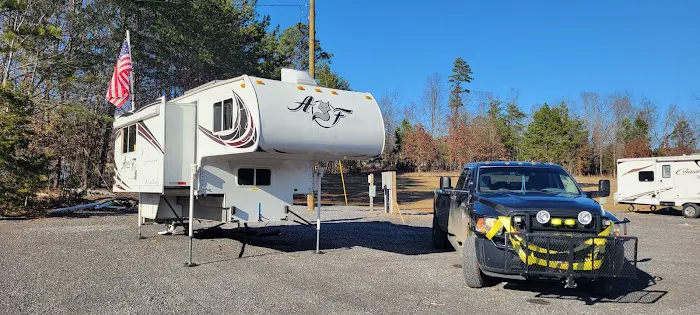 Cedar Lane Campground Picture 2