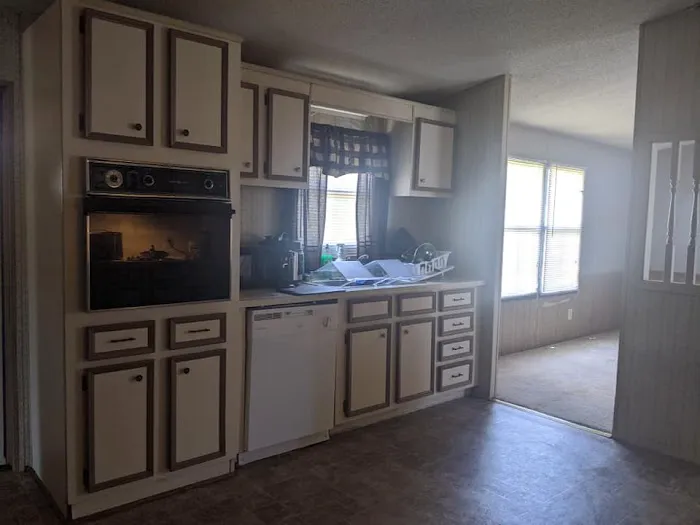 West Winds Mobile Home Community Picture 4