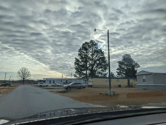 Fairview Mobile Home Community Picture 9