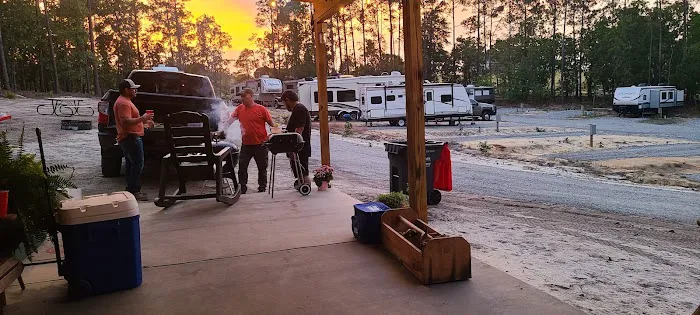 LMO Retreat RV park and Campground Picture 6