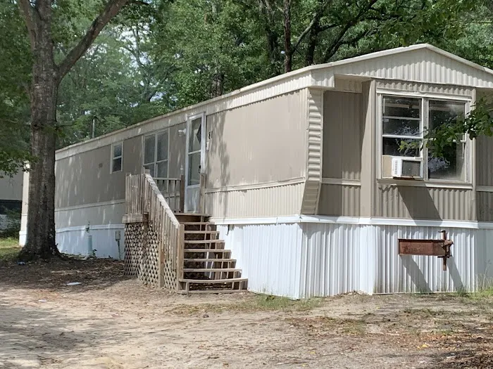Rosetown Mobile Home Park Picture 10