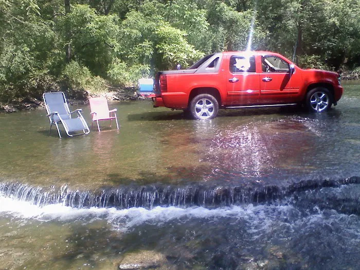 Hones Pointe Campground and park Picture 3