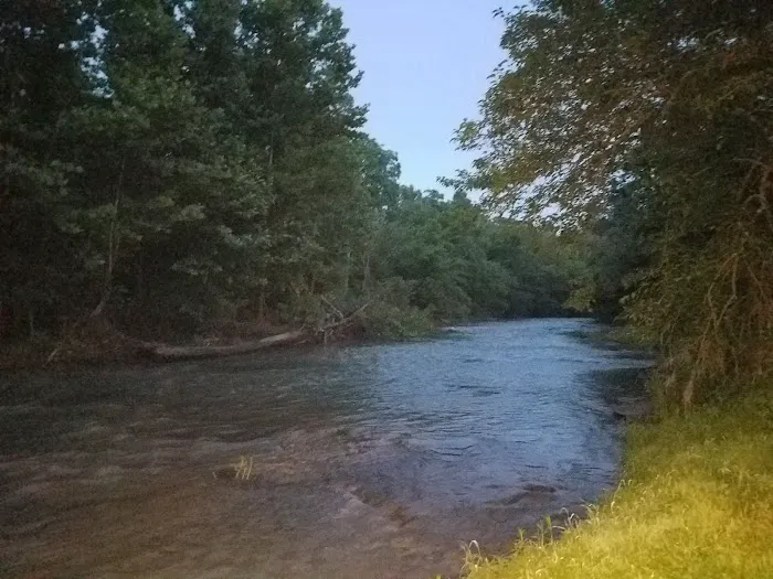 Hones Pointe Campground and park Picture 4