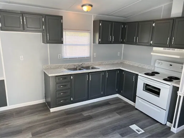 North Pointe Mobile Home Community Picture 4