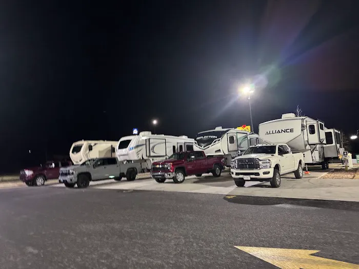 Love's RV Hookup Picture 9