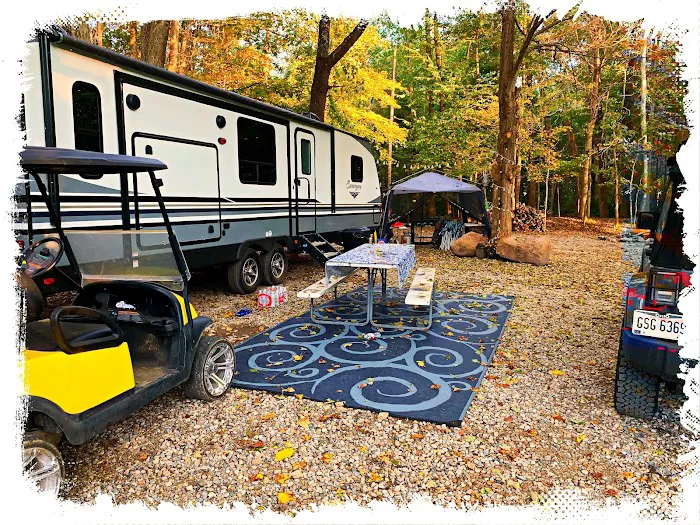 The Lake of the Woods Campground Picture 6