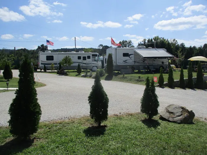 Alan Schneider's Bayside Marina and RV Park Picture 10