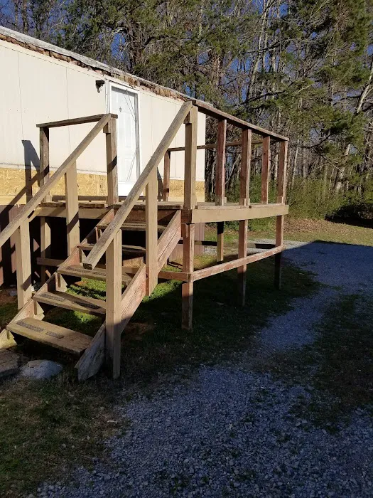 Miller Pointe Mobile Home Park Picture 6