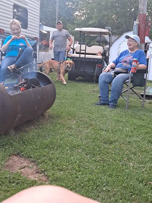 Hasler Lake Campground (private) Picture 6