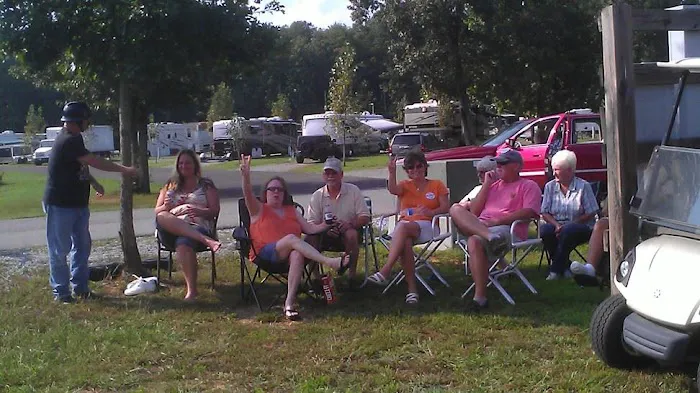 Lazy Acers RV Park Picture 7