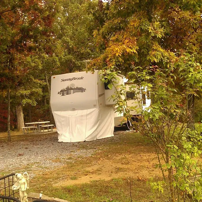 Lazy Acers RV Park Picture 10