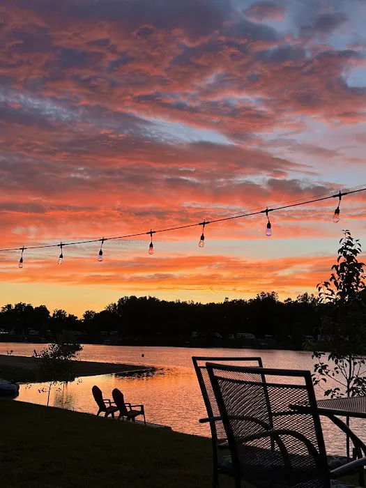 Eagle's Cove RV Resort Picture 4