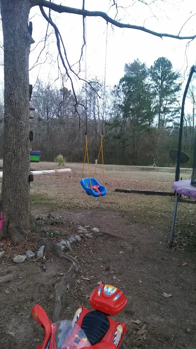 Pine Valley Mobile Home Park Picture 4