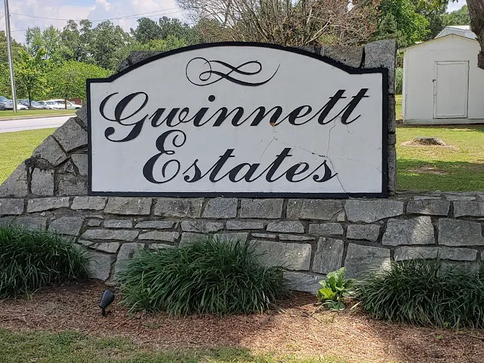 Gwinnett Estates Picture 5