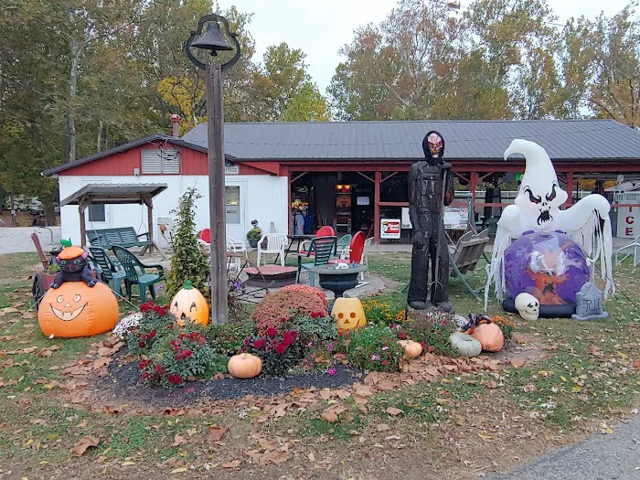 Grandpa's Farm Campground Picture 4