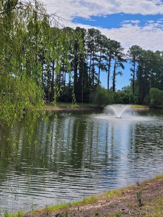 Whispering Oaks RV Resort Picture 10