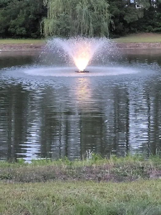 Whispering Oaks RV Resort Picture 8