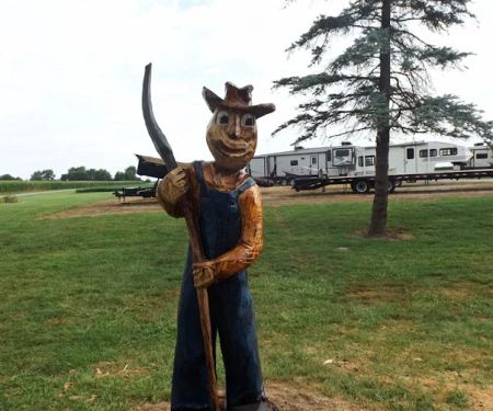 Poor Farmer's RV Sales, Svc and Campground Inc.