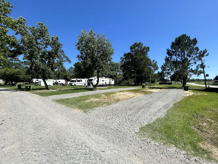 Treeside RV Park Picture 10
