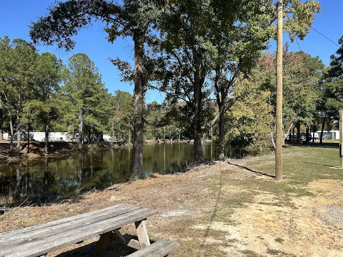 Treeside RV Park Picture 7