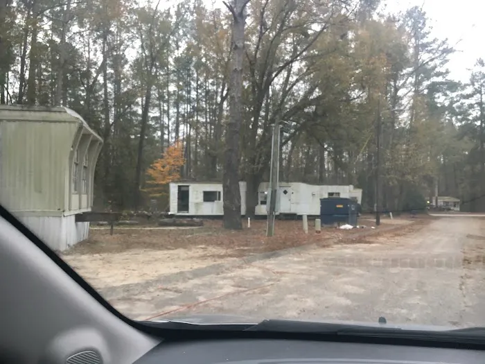 Pine View Mobile Home Park Picture 5