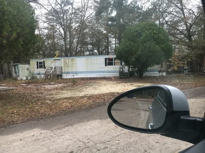 Pine View Mobile Home Park Picture 8