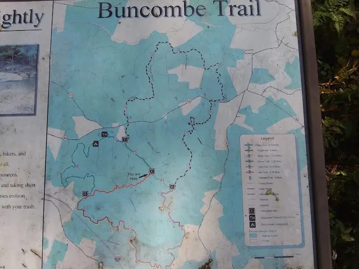 Buncombe Trailhead Parking Picture 3