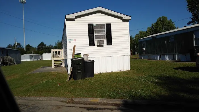 Augusta Estates Mobile Home Picture 4