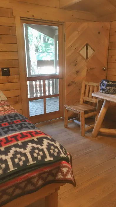 Creekside Mountain Camping Picture 3