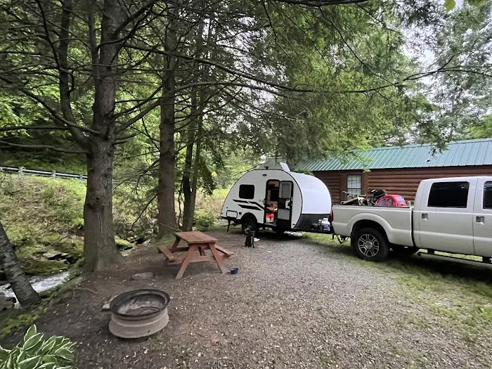 Creekside Mountain Camping Picture 6
