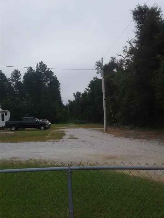 BOB'S RV PARK Picture 4