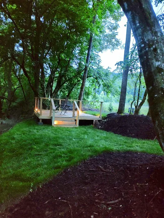 Riverside Campground Picture 4