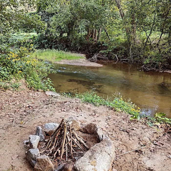 Riverside Campground Picture 9