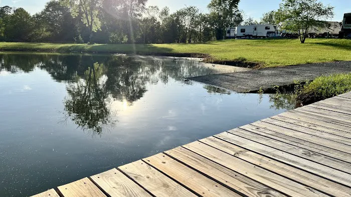 River Breeze RV Park & Campground (Long Term) Picture 5